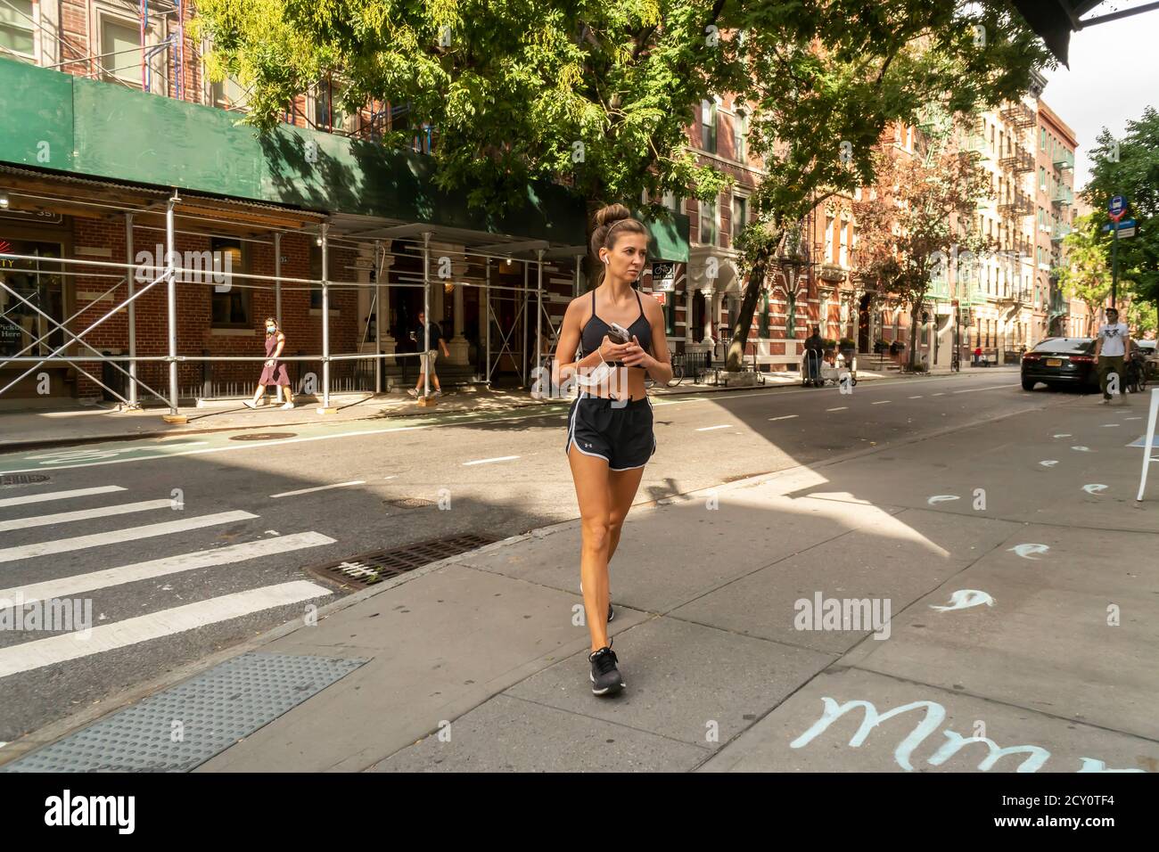 La strada alla moda di Bleecker Street nel quartiere Greenwich Village a New York domenica 27 settembre 2020. (© Richard B. Levine) Foto Stock