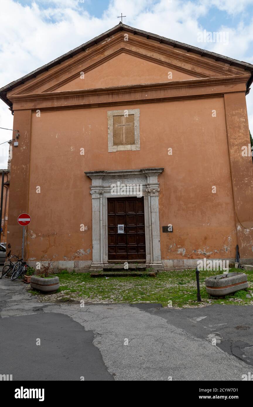 rieti, italia ottobre 02 2020: chiesa di san nicola in città di rieti Foto Stock