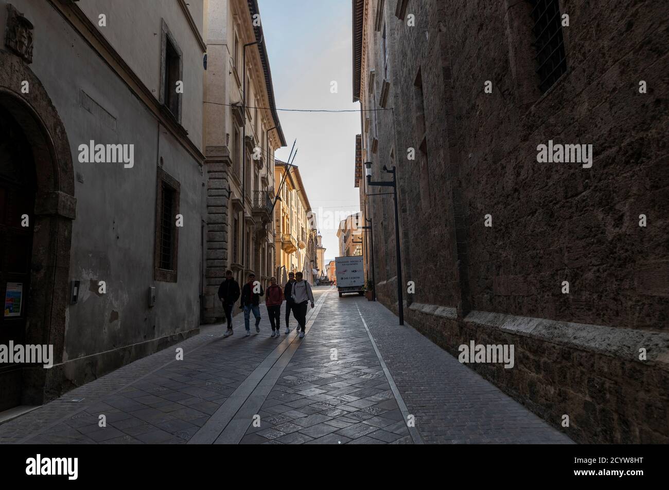 rieti, italia ottobre 02 2020: Architettura di vicoli, piazze e palazzi della città di Rieti Foto Stock