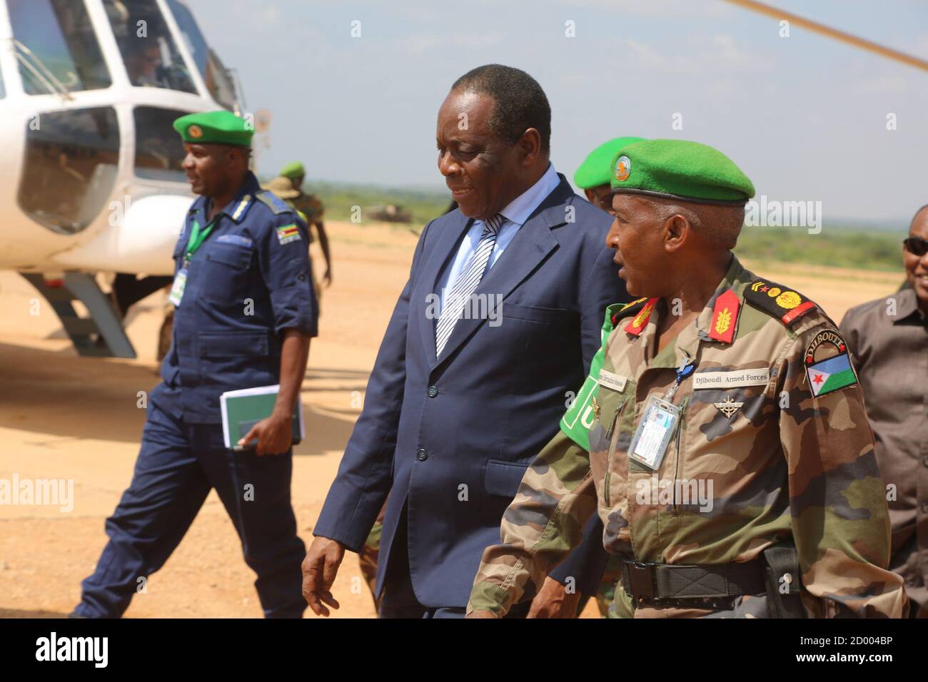 Il 23 novembre 2019 l'ambasciatore Francisco Madeira, rappresentante speciale del presidente della Commissione dell'Unione africana (SRCC) per la Somalia, è arrivato all'aeroporto di Beledweyne per discutere di sicurezza e di sforzi umanitari. Foto Stock