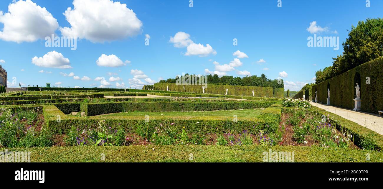 Panoramica del Parterre Nord nei Giardini di Versailles - Francia Foto Stock