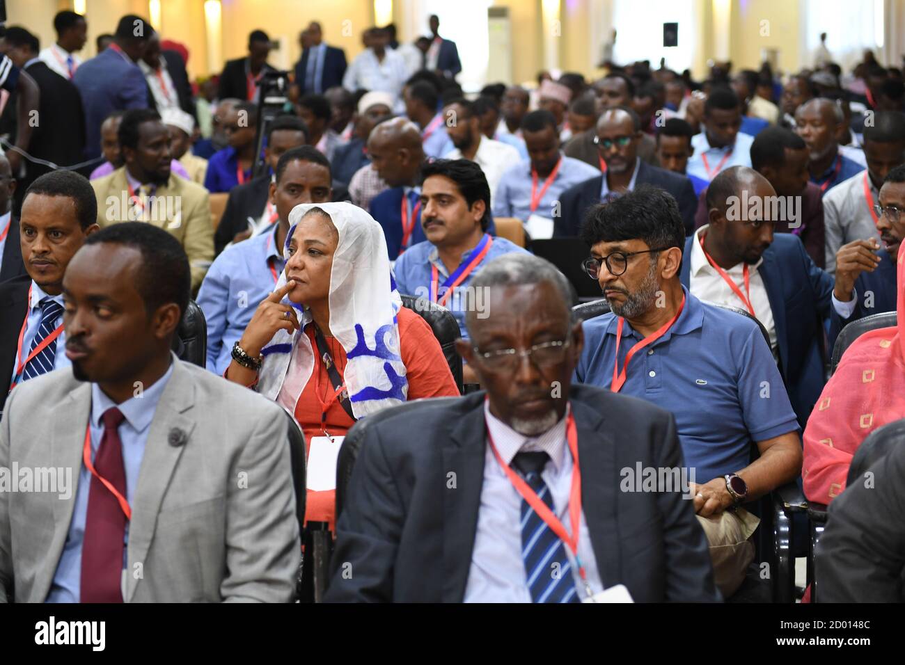 Il 13 maggio 2018, alti funzionari somali, rappresentanti delle Nazioni Unite e membri della società civile hanno partecipato al lancio della convenzione costituzionale nazionale a Mogadiscio, Somalia, volta a promuovere la governance e il dialogo nazionale. Foto Stock