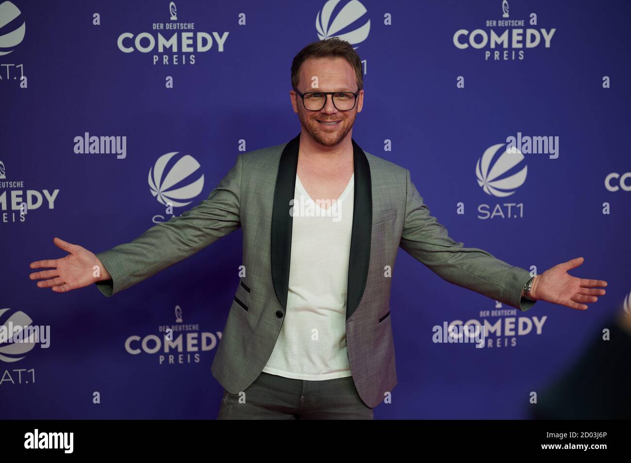 Colonia, Germania. 02 ottobre 2020. Il comico Ralf Schmitz arriva alla presentazione del German Comedy Award. Credit: Henning Kaiser/dpa/Alamy Live News Foto Stock