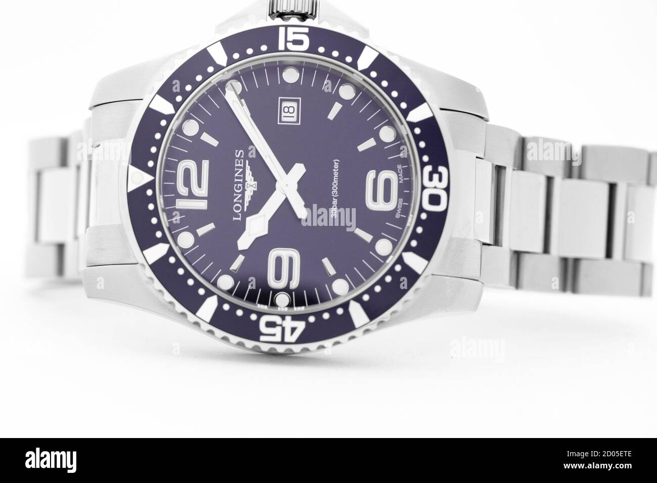 Geneve, Svizzera 01.10.2020 - orologio da polso Longines - marchio di lusso  Foto stock - Alamy