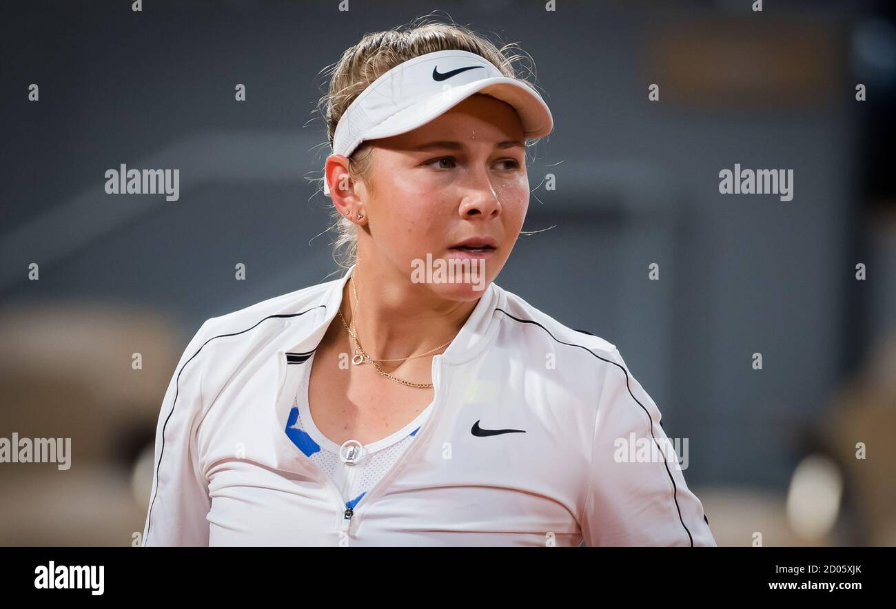 Parigi, Francia. 2 ottobre 2020. Amanda Anisimova degli Stati Uniti in azione contro Simona Halep della Romania durante il terzo round al Roland Garros 2020, torneo di tennis Grand Slam, il 2 ottobre 2020 allo stadio Roland Garros di Parigi, Francia - Foto Rob Prange / Spagna DPPI / DPPI Credit: LM/DPPI/Rob Prange/Alamy Live News Foto Stock