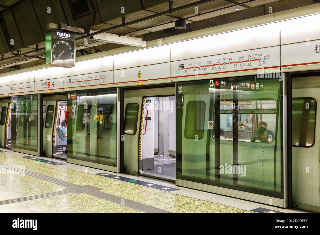 Hong Kong, Cina - 19 settembre 2019: Metro Hongkong Hong Kong metropolitana MTR stazione Tai WO Hau in Cina. Foto Stock