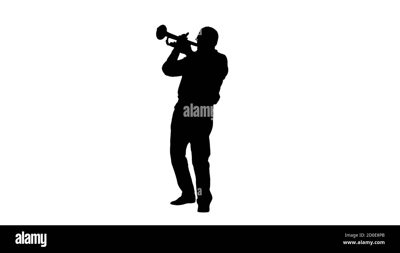 Silhouette Senior musicista che suona una tromba. Foto Stock