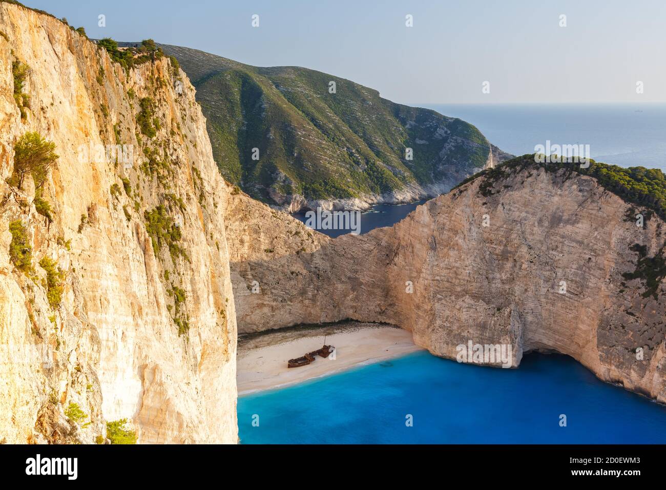 Zakynthos, Grecia - 20 settembre 2020: Isola di Zante Grecia naufragio Navagio spiaggia viaggio vacanze in Grecia. Foto Stock