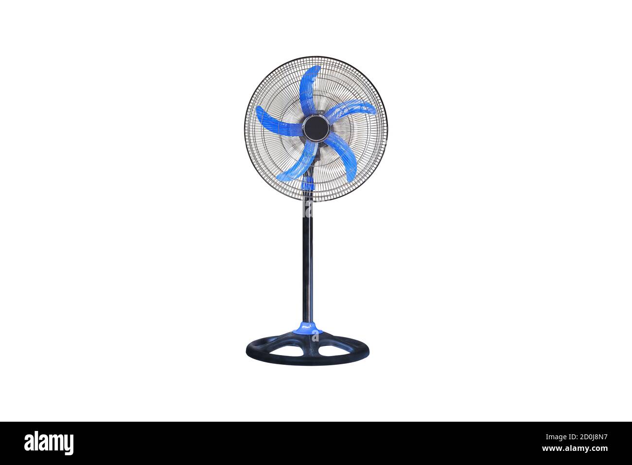 Ventola elettrica da pavimento isolata su sfondo bianco. Foto Stock