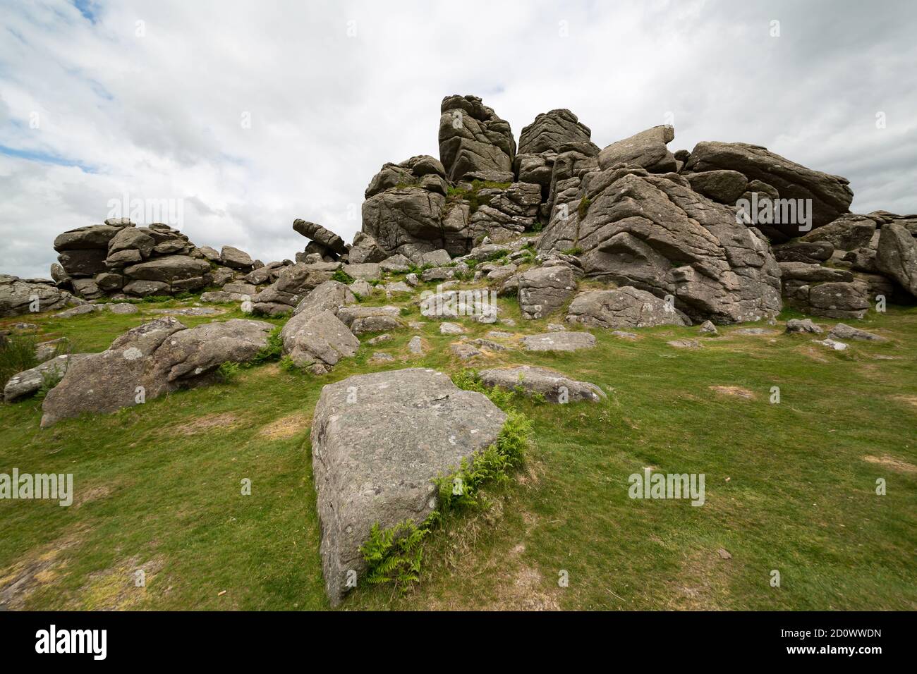 Formazione rocciosa di Hound Tor a Dartmoor, Devon, Regno Unito Foto Stock