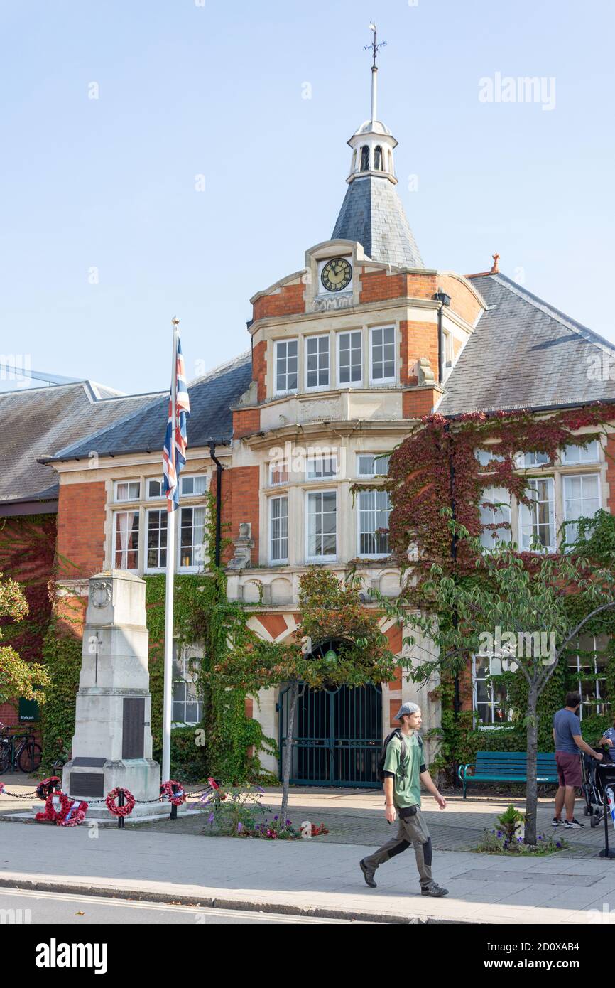 Malden Town Hall, High Street, New Malden, Royal Borough of Kingston Upon Thames, Greater London, England, Regno Unito Foto Stock