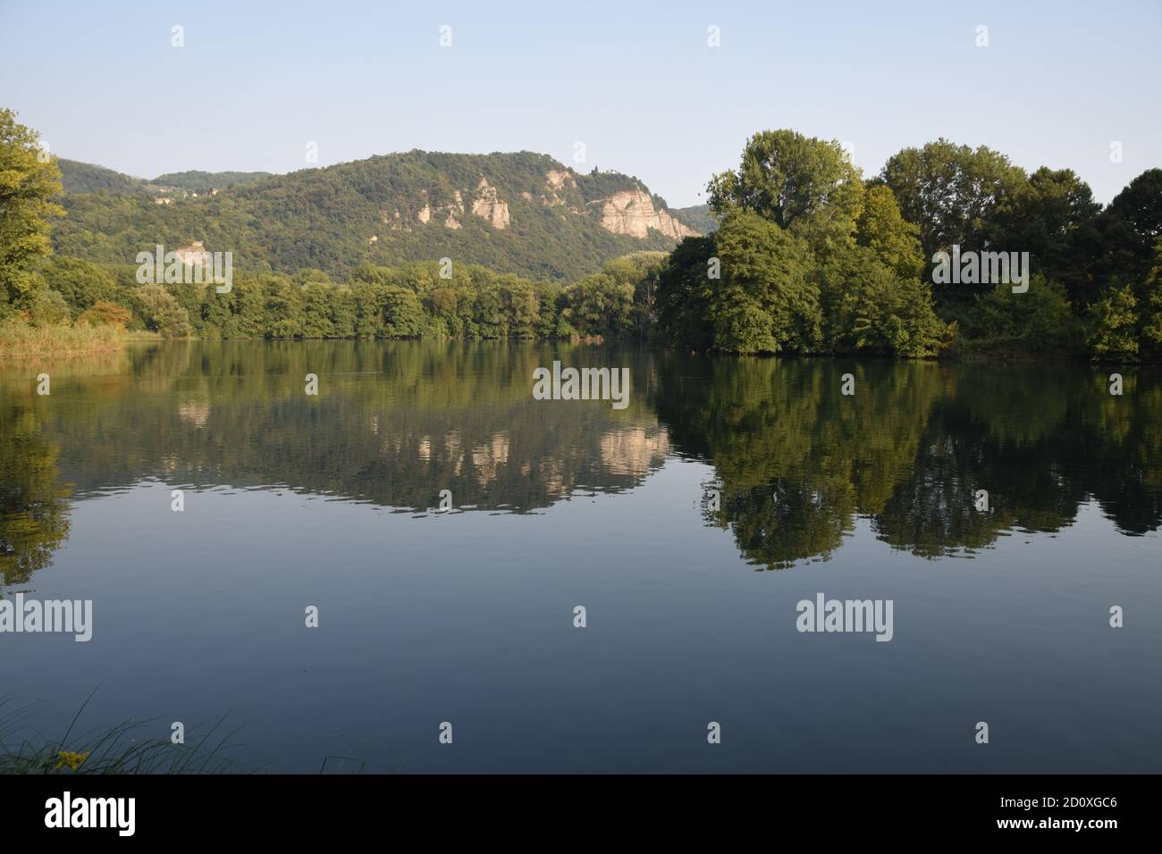 Il parco dell'Adda Nord area naturale protetta che comprende i territoriali di piana attraversati dal fiume Adda, una valle del ramo lecchese del Lario Foto Stock