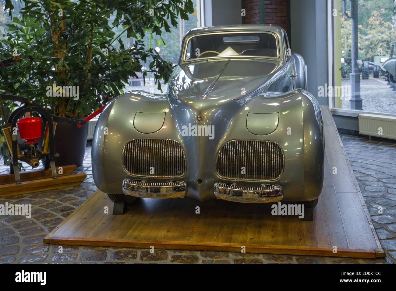 ARKHANGELSKOYE, RUSSIA - 26 AGOSTO 2020: Auto retrò Alfa Romeo 6C2500 SS sul Vadim Zadorozhny Museo della tecnologia Foto Stock