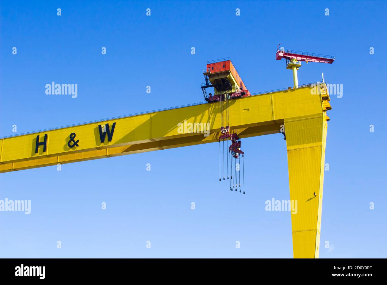 27 settembre 2020 primo piano della cabina operatore E travi di ponte di Sampson una massiccia gru cantieristica situata Presso i cantieri Harland e Wolff Foto Stock