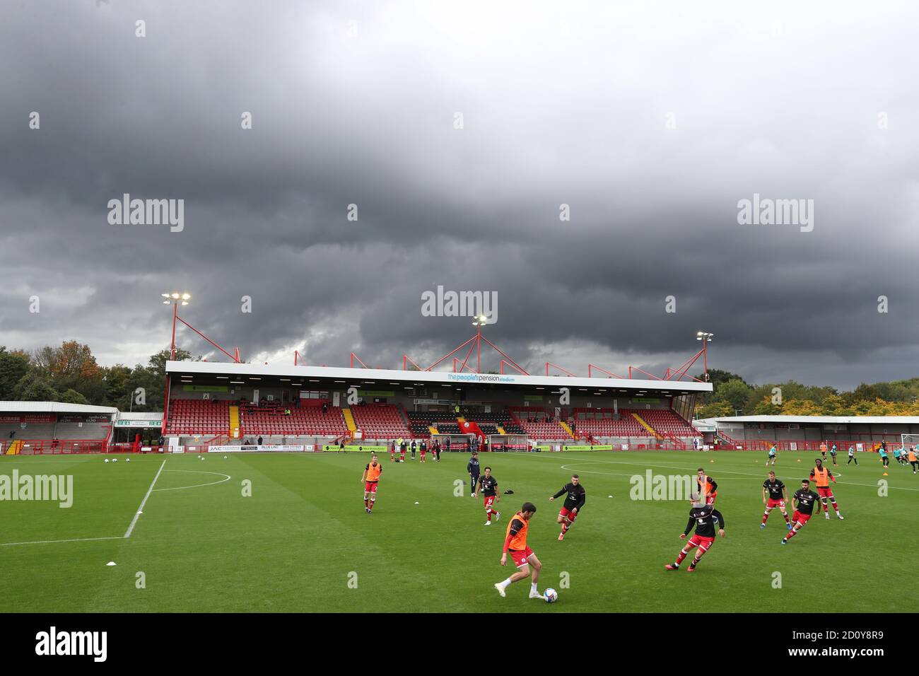 Vista generale durante la Sky Bet League due partite tra Crawley Town e Southend Uniti al People’s Pension Stadium di Crawley . 03 ottobre 2020 Foto Stock