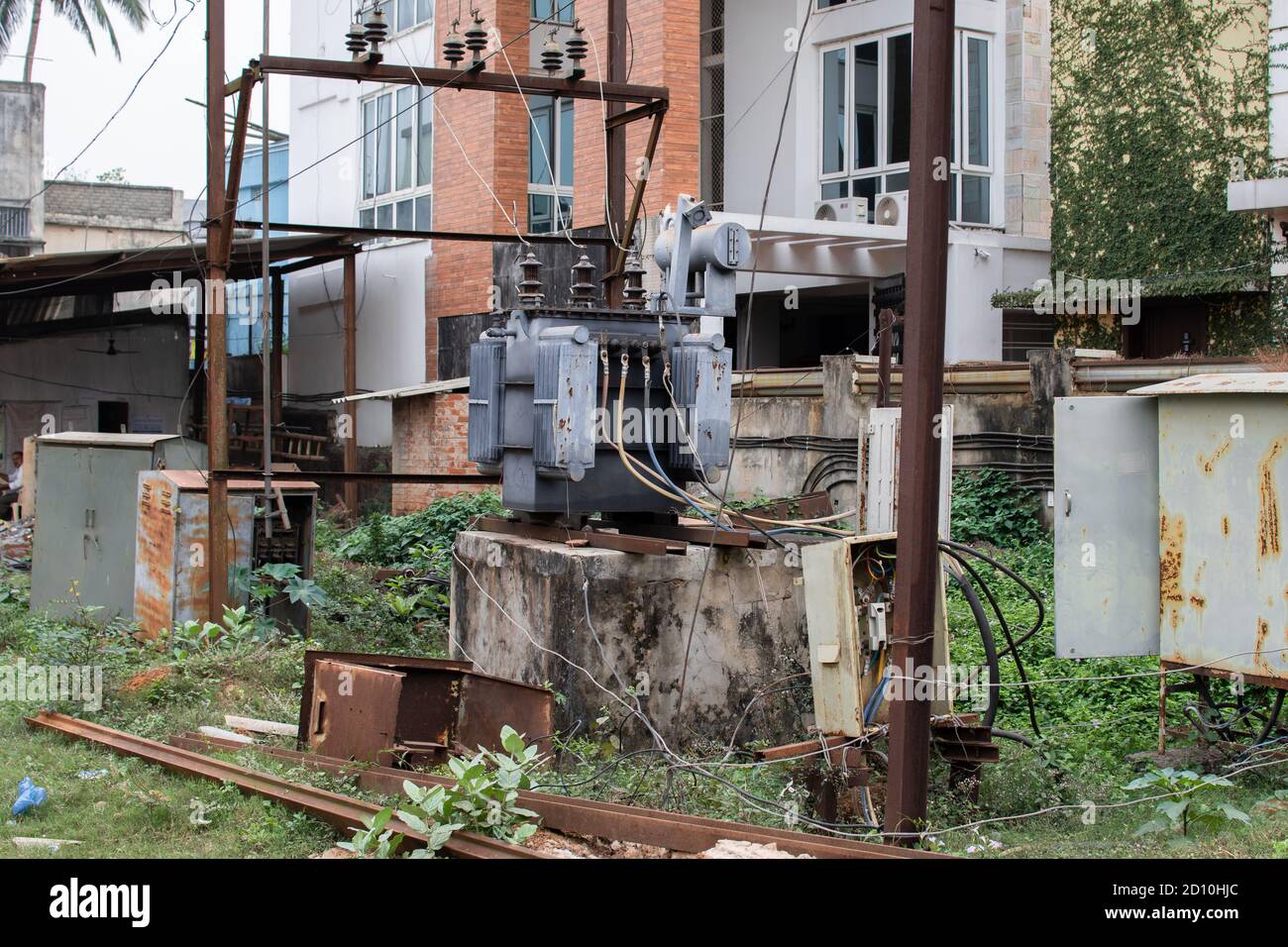 Bhubaneswar, India - 4 febbraio 2020: Vista della centrale di fornitura di energia elettrica di Odisha per la città vecchia seconda sezione il 4 febbraio 2020 Foto Stock