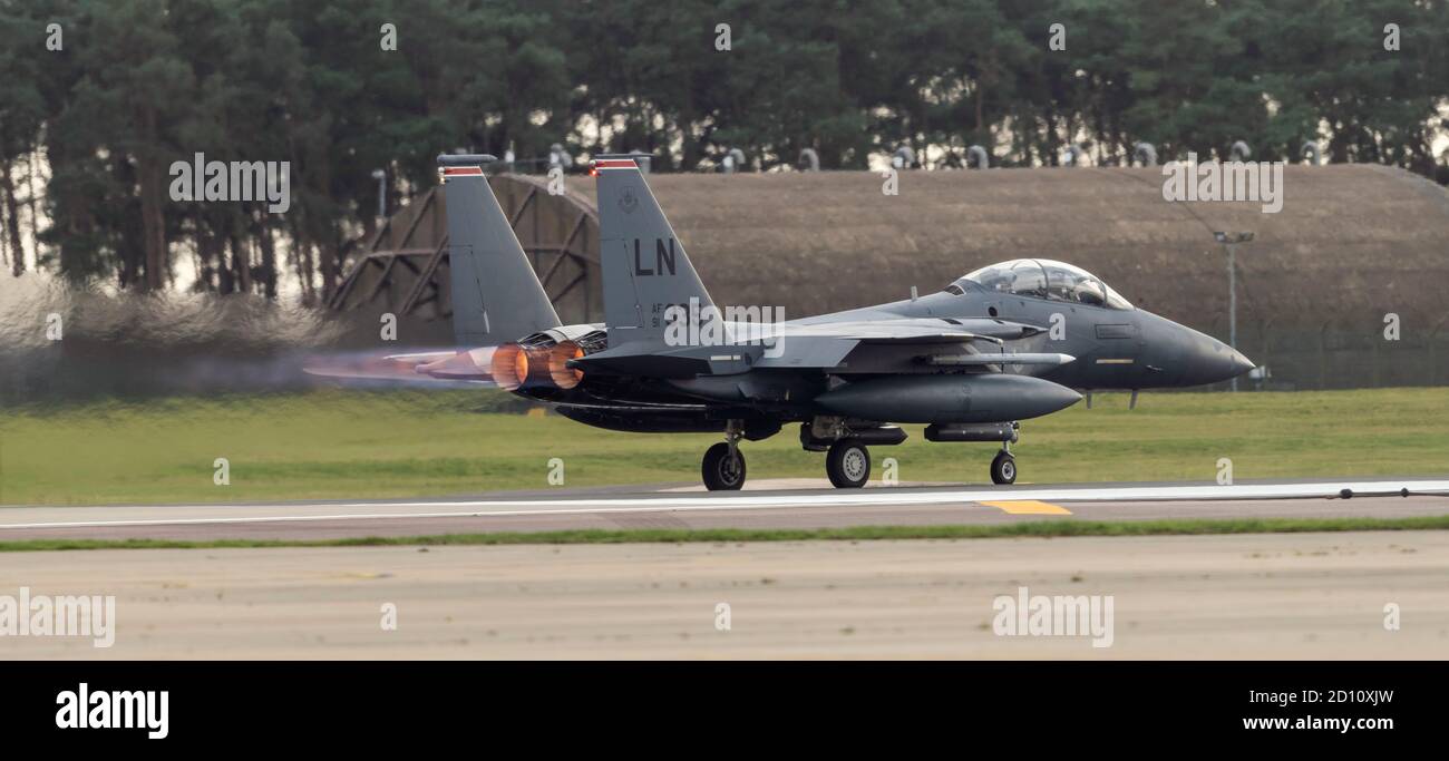 494th 'Black Panthers' F-15 Eagle Squadron accendere i bruciatori, motori a piena potenza per il decollo a RAF Lakenheath Foto Stock