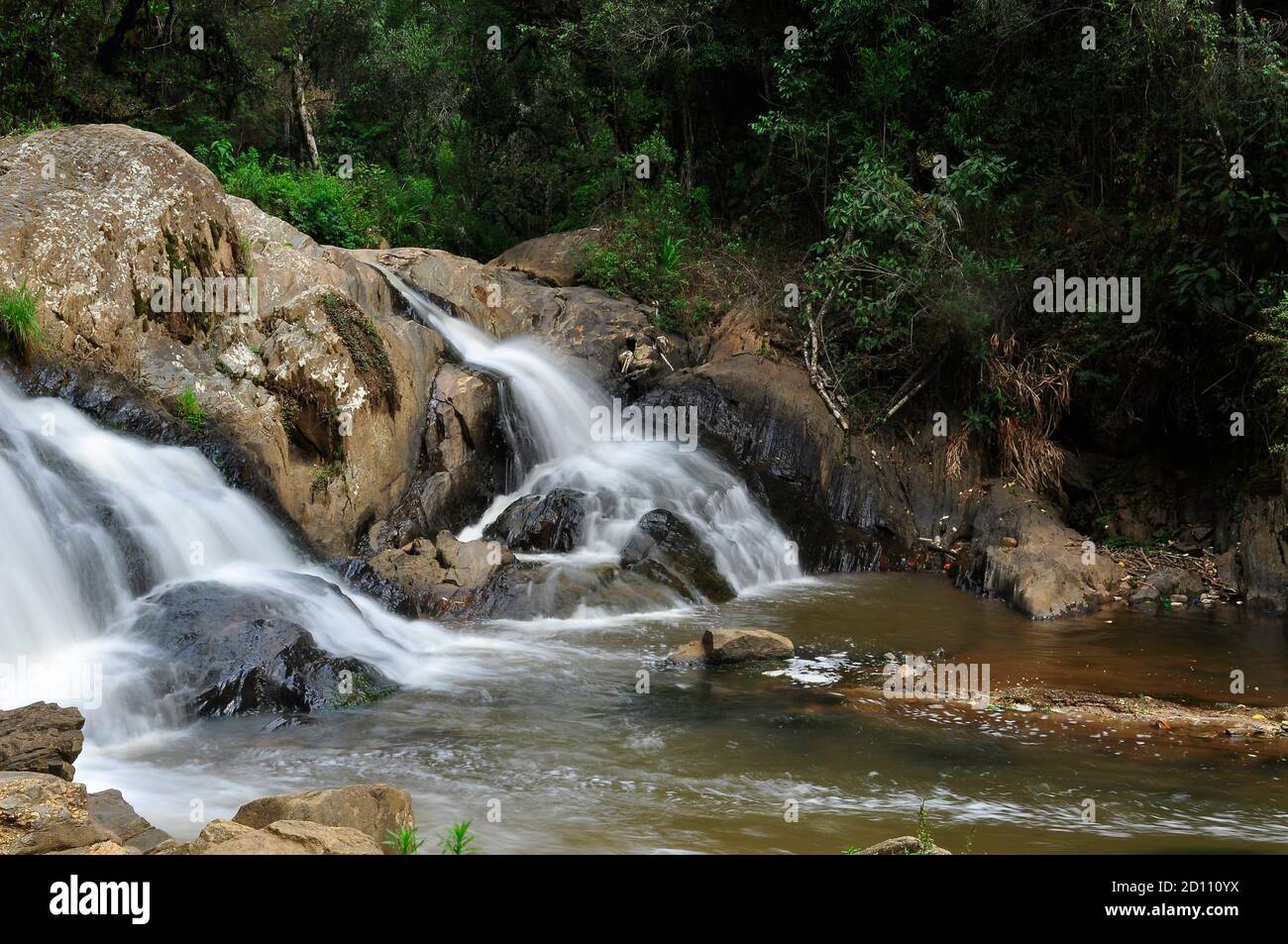 Cachoeira no Horto Florestal de Campos do Jordão, São Paulo Foto Stock