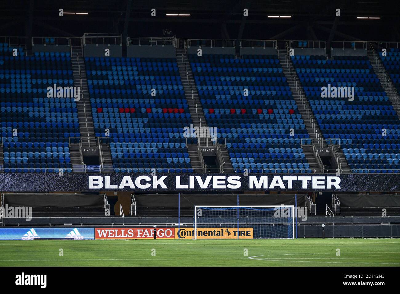 San Jose, California, Stati Uniti. 3 ottobre 2020. Uno stadio vuoto a pochi minuti dall'inizio della partita a causa dei protocolli COVID prima del gioco MLS tra LA Galaxy e i terremoti di San Jose allo stadio Avaya di San Jose, California. Chris Brown/CSM/Alamy Live News Foto Stock