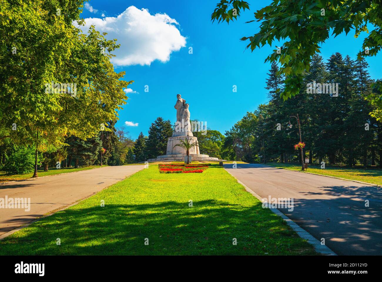Vista aerea sul monumento al Pantheon nel Giardino del Mare di Varna, Bulgaria Foto Stock