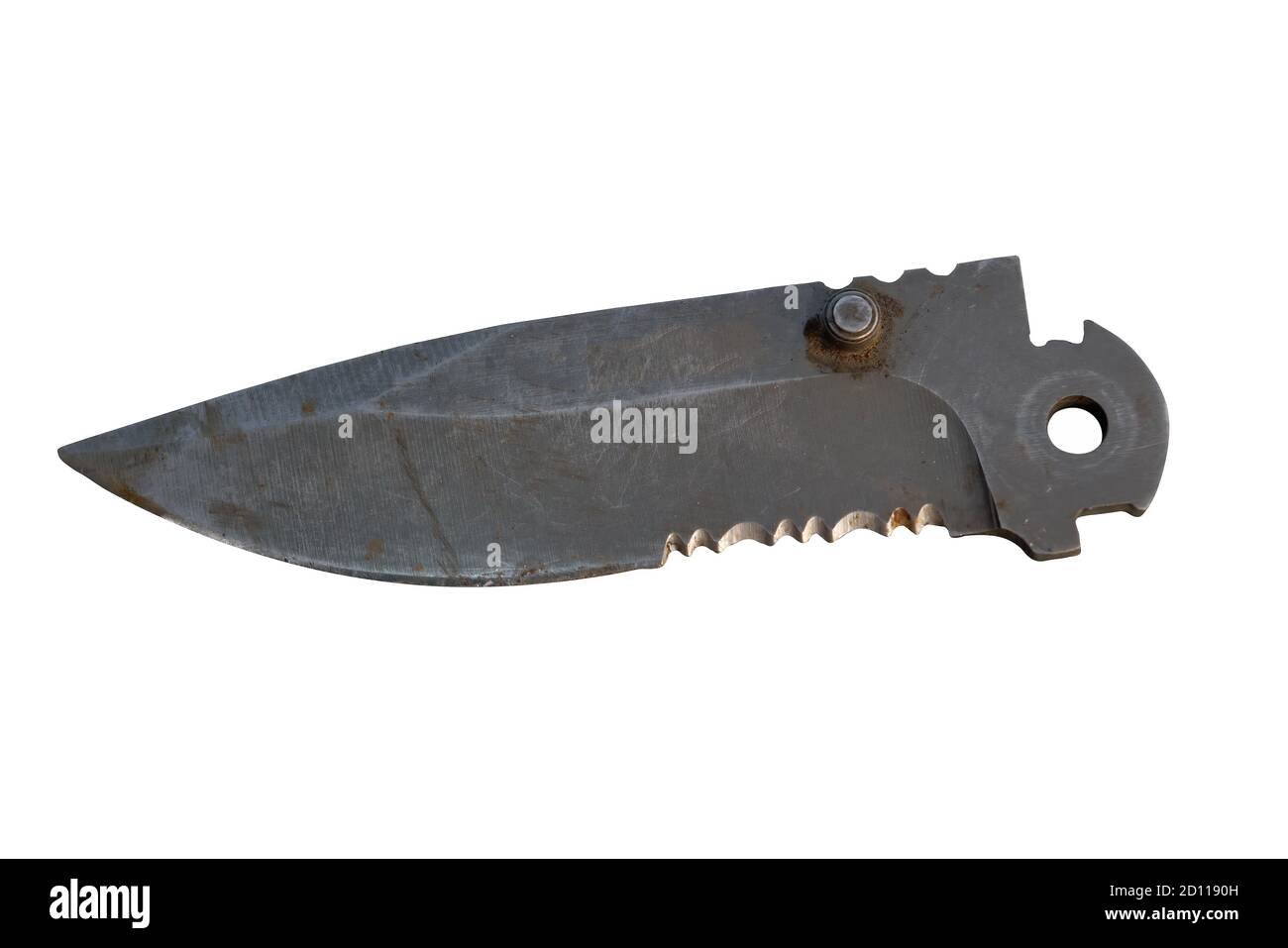 Lama di un vecchio coltello pieghevole isolato di primo piano su sfondo bianco. Foto Stock