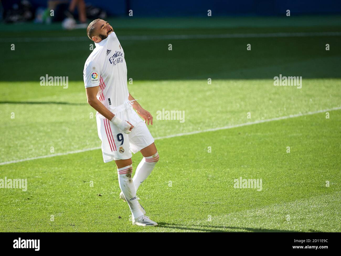 Karim Benzema del Real Madrid reagisce durante il campionato spagnolo la Liga tra Levante e Real Madrid il 4 ottobre 2020 a Estadi Foto Stock