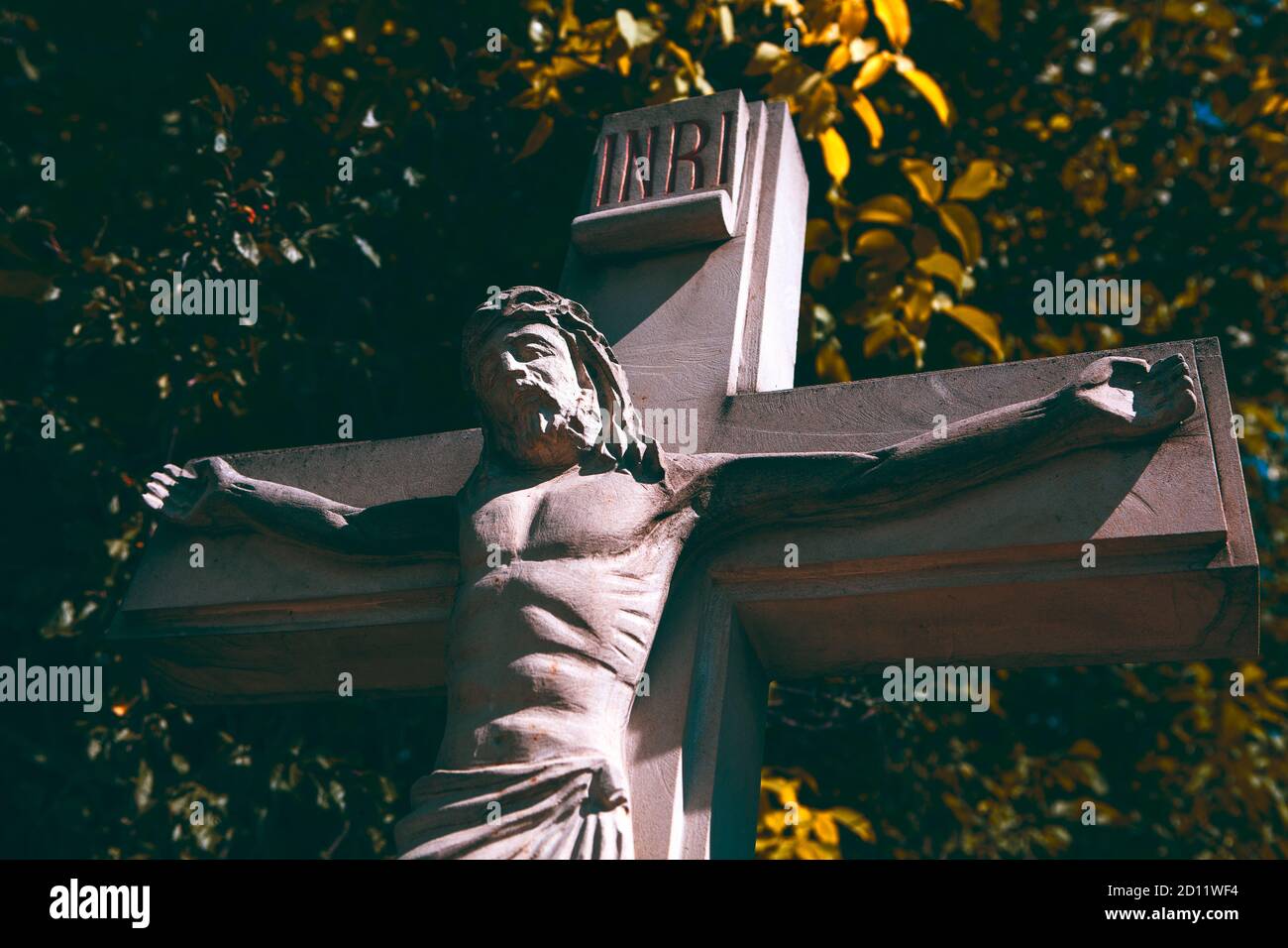 Crocifissione di Gesù . Scultura di Cristo sulla croce Foto Stock