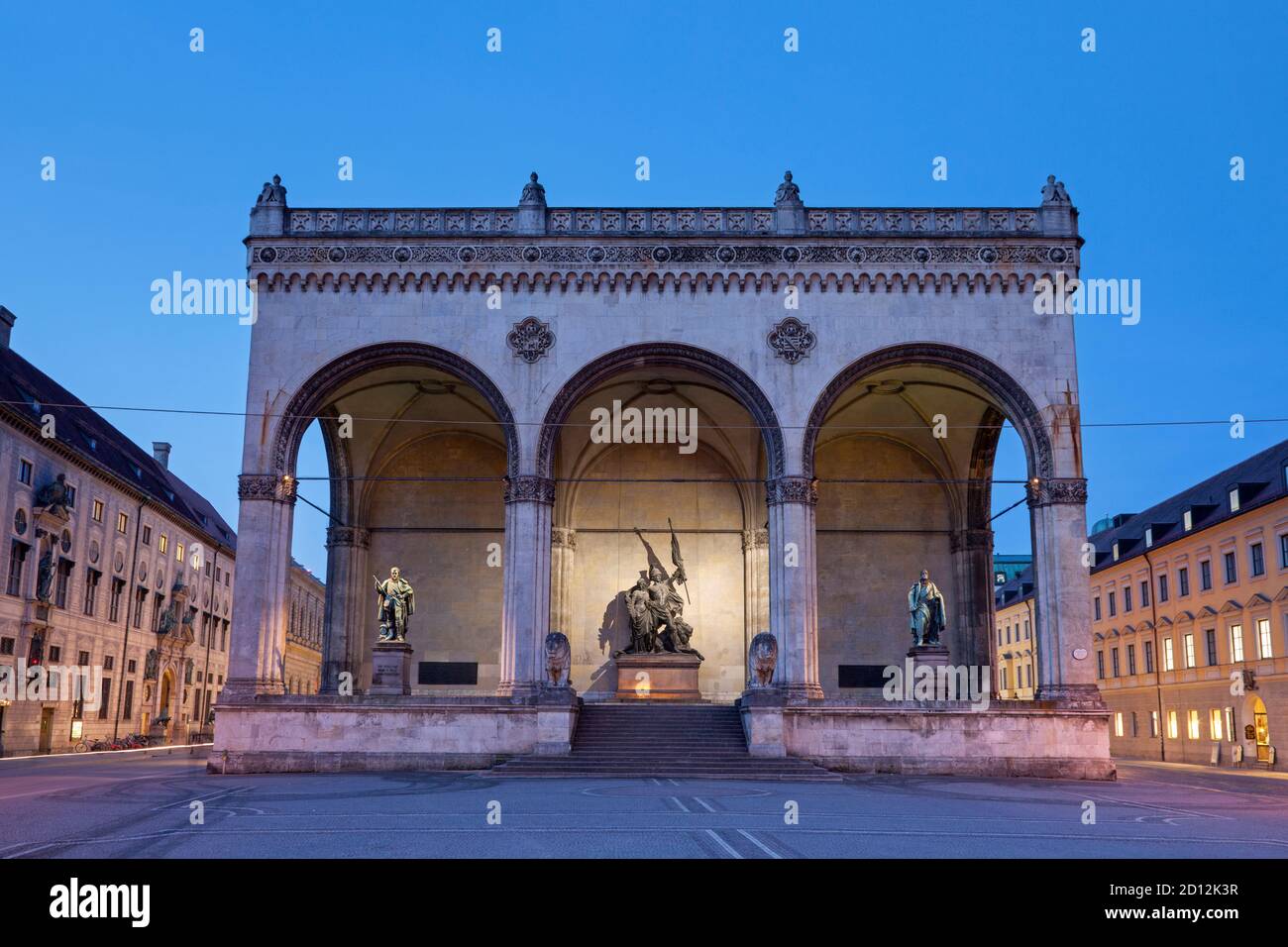 Geografia / viaggio, Germania, Baviera, Monaco di Baviera, Feldherrenhalle presso la Odeonsplatz (piazza), Monaco di Baviera, vecchia, diritti aggiuntivi-clearance-Info-non-disponibile Foto Stock