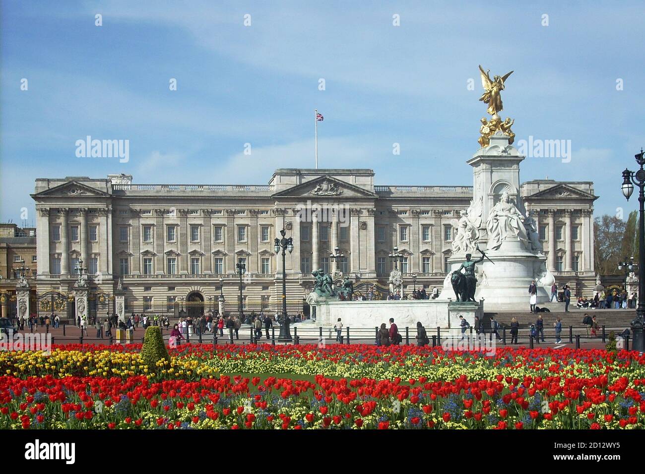 Londra, Regno Unito - 5 ottobre 2020 - Vista panoramica di Buckingham Palace e del Victoria Memorial a Londra Foto Stock