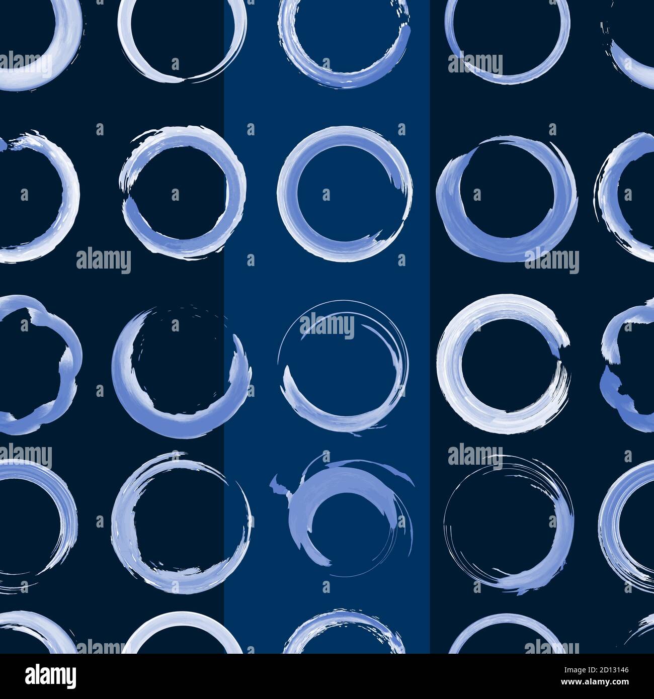 Cerchi di acquerello disegnati a mano. Cerchi blu acquerelli su fondo blu profondo. Ripetizione senza giunture. Illustrazione Vettoriale