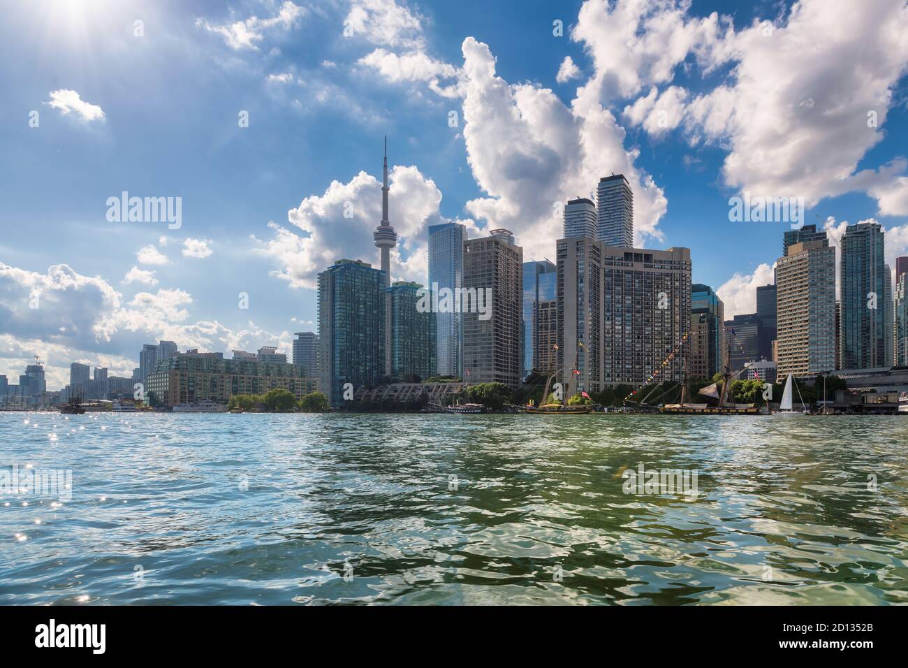 Skyline della città di Toronto, lago Ontario, Toronto, Canada Foto Stock