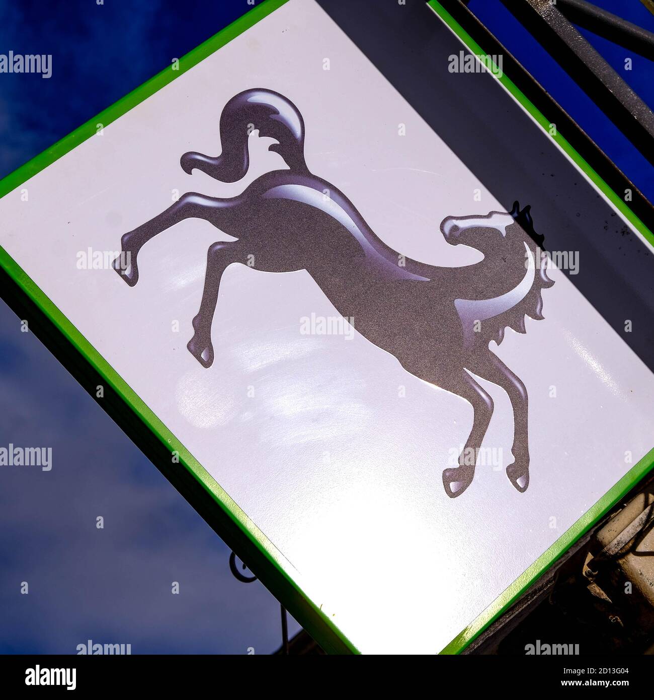 Londra UK, ottobre 05 2020, International High Street Branch of Lloyds Bank, Logo Close Up with No People Foto Stock