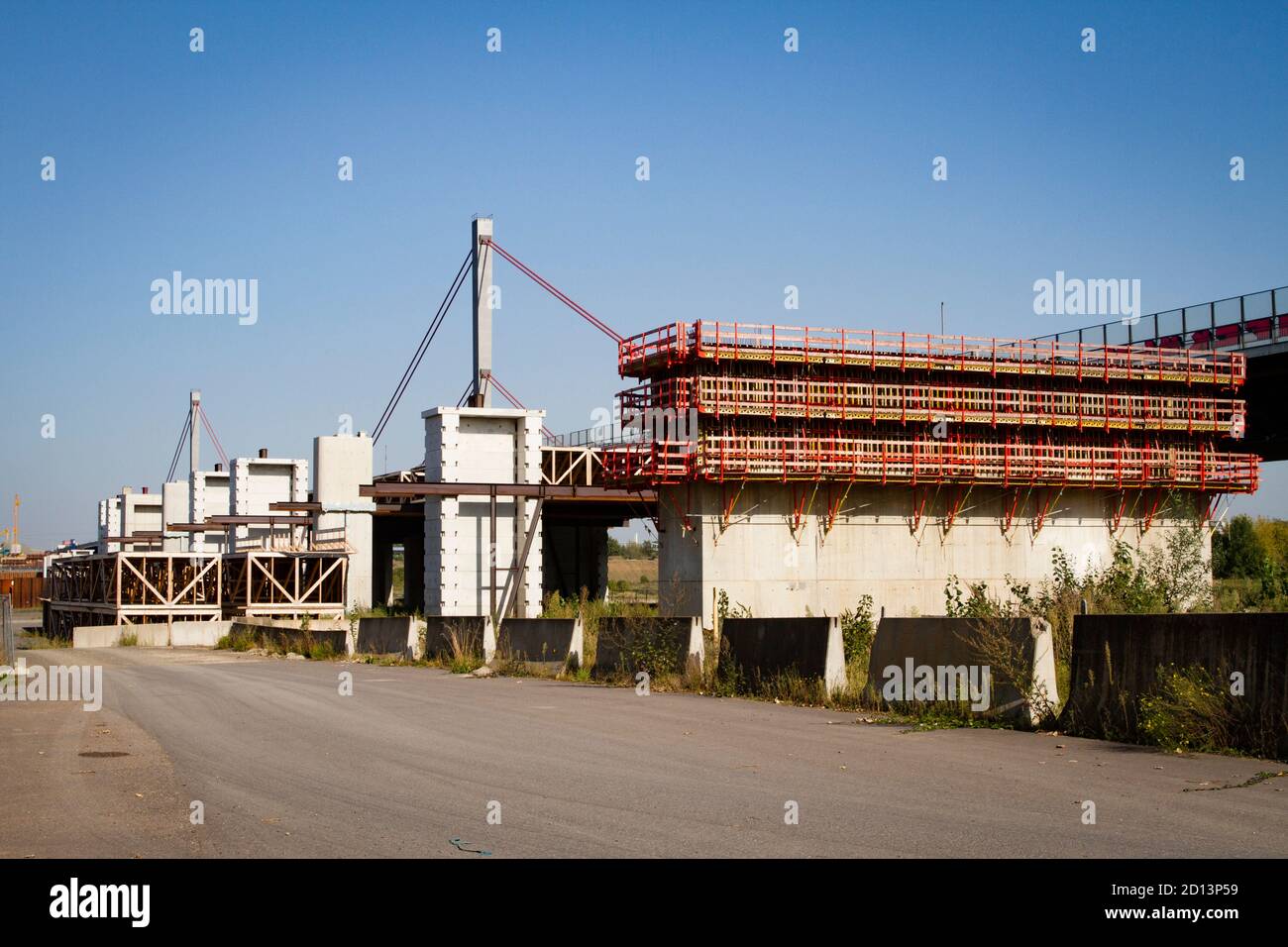 Cantiere del nuovo ponte sul Reno dell'Autobahn A1 tra Colonia e Leverkusen, Colonia, Germania. Baustelle der neuen Rheinbruecke Foto Stock