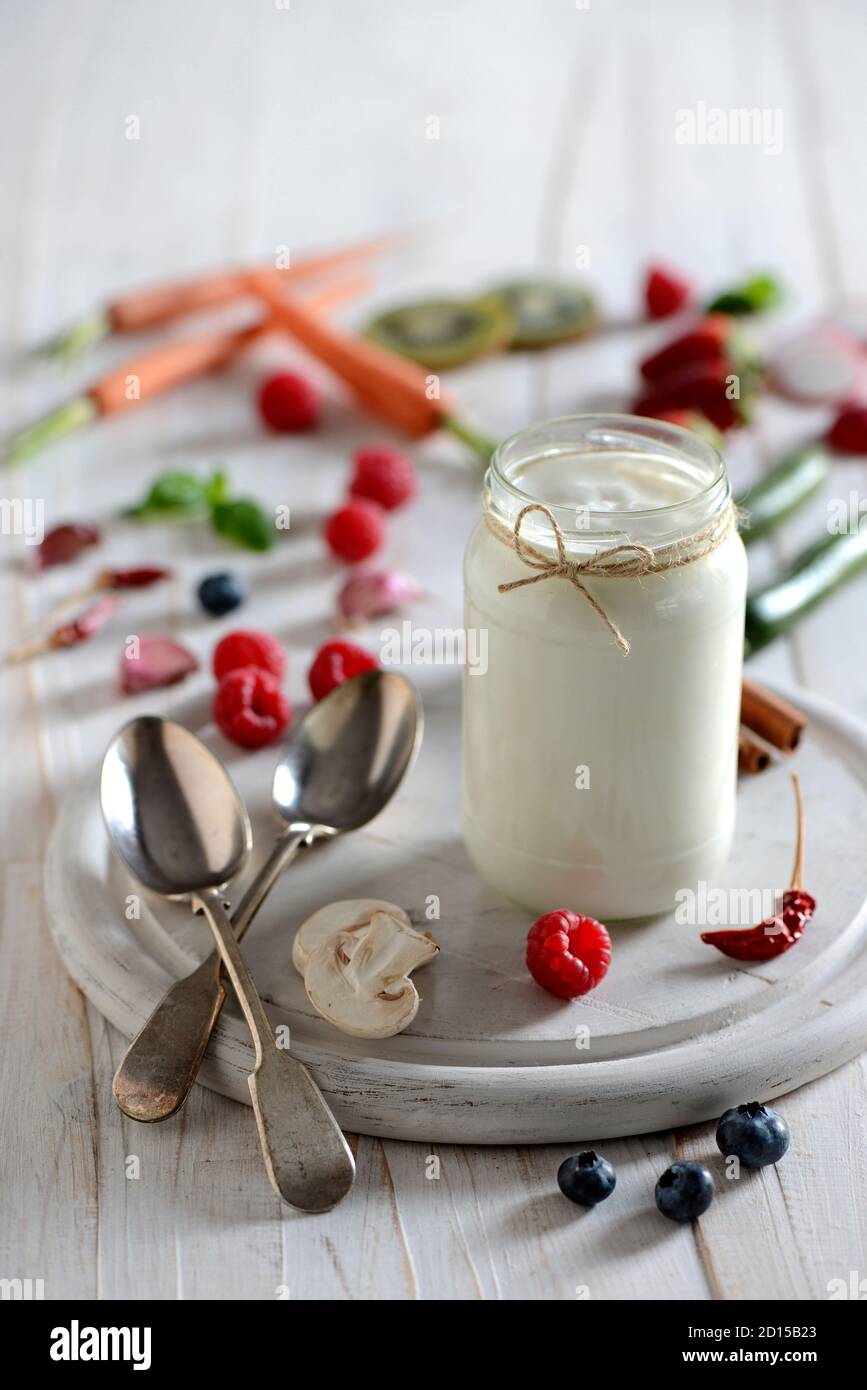 ciotola di yogurt Foto Stock