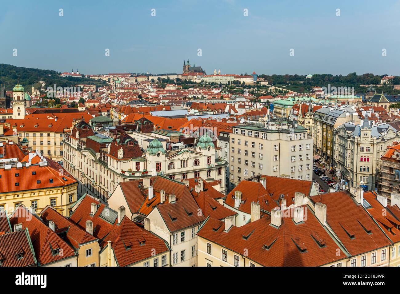 Tetti dal municipio della città vecchia torre, Città Vecchia, Praga, Repubblica Ceca Foto Stock