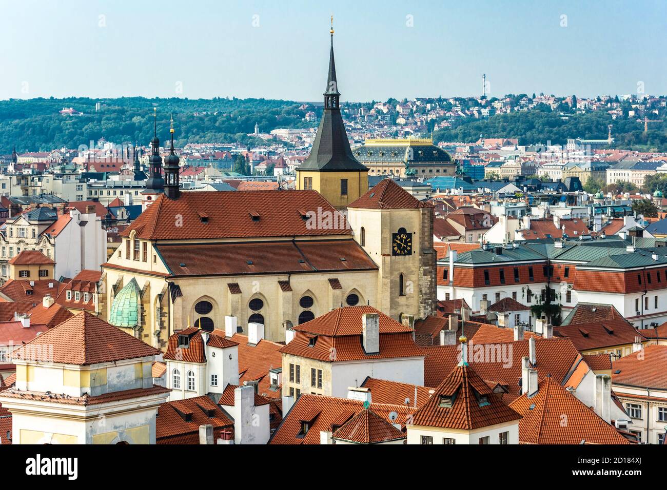 Tetti dal municipio della città vecchia torre, Città Vecchia, Praga, Repubblica Ceca Foto Stock