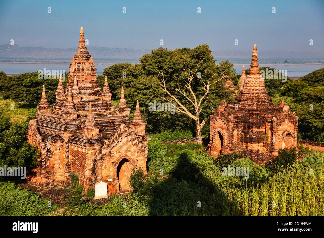 Pagode e templi di Bagan in Myanmar, ex Birmania, un sito patrimonio mondiale in Asia Foto Stock