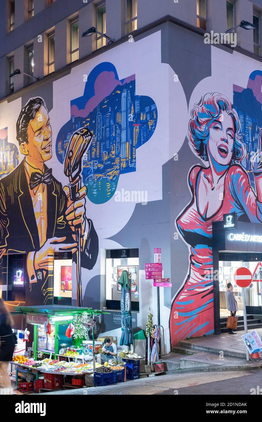 Produttore su Hollywood Road sull'isola di Hong Kong. Foto Stock