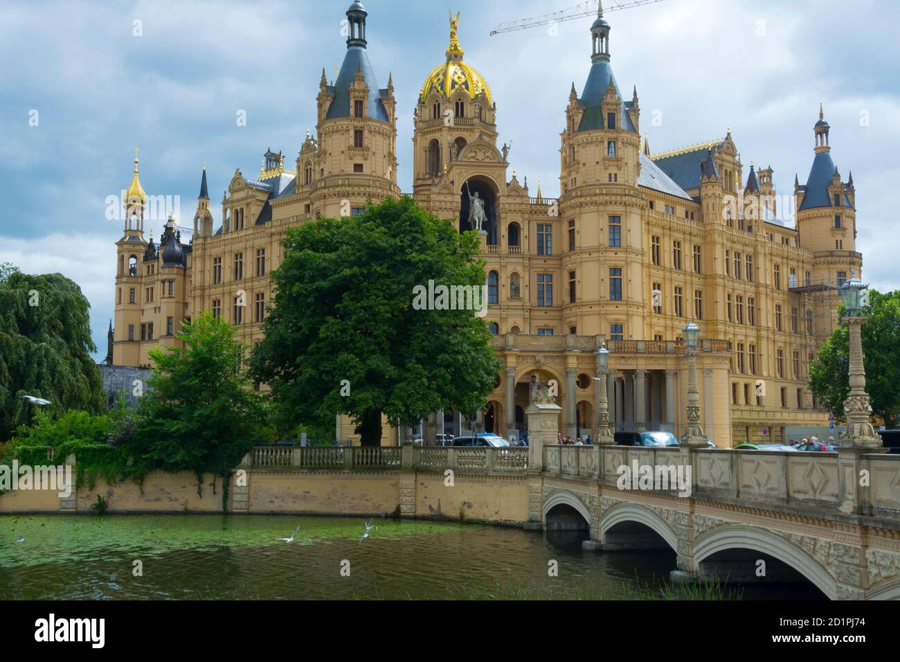 Schloss Schwerin, un palazzo che un tempo era la sede del Ducato di Meclemburgo. Meclemburgo-Pomerania anteriore, Germania Foto Stock