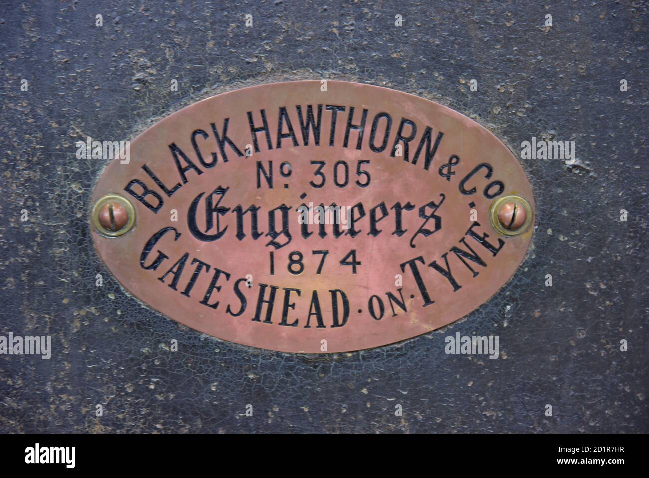 Numero di targa di vapore industriale loco n. 305 costruito da Black, Hawthorn & Co nel 1874 in esposizione al National Railway Museum di York, Regno Unito Foto Stock
