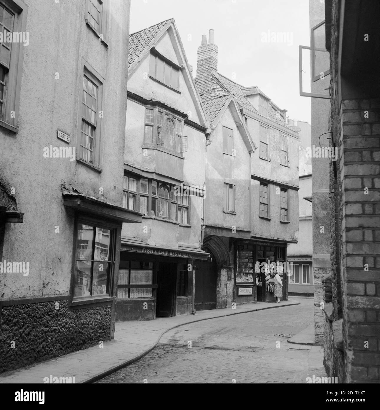 HOST STREET, Bristol. Vista lungo host Street, Bristol. Fotografato da Eric de Mare tra il 1945 e il 1980. Foto Stock