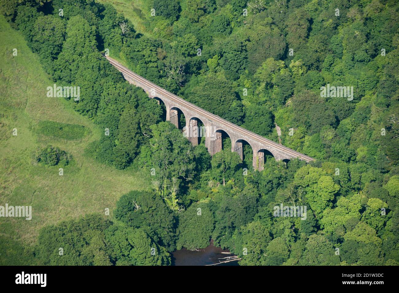 Greenway Viaduct, Dartmouth e Torbay Branch Railway, Devon, 2014. Vista aerea. Foto Stock