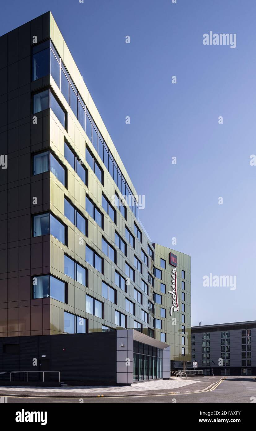 Vista esterna del Radisson RED Hotel, Glasgow, Scozia, Regno Unito, con 174 camere. Foto Stock