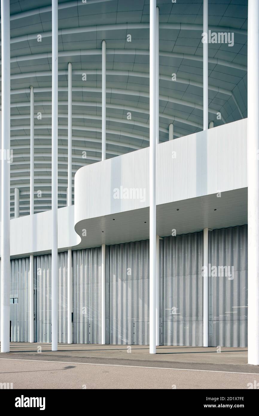 Lo stadio Matmut ATLANTIQUE, precedentemente noto anche come lo Stade de Bordeaux Nouveau, a Bordeaux, in Francia, un elegante stadio di calcio che ospita circa 42,000 persone. Completato 2015. Foto Stock