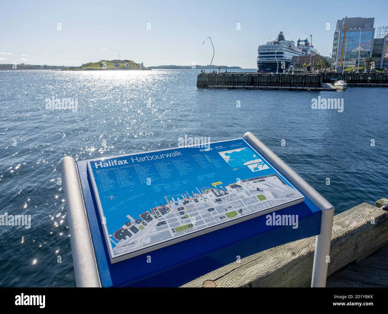 Mappa di direzione sul lungomare di Halifax per le famose attrazioni turistiche A Halifax Harbourwalk Nuova Scozia Canada Foto Stock