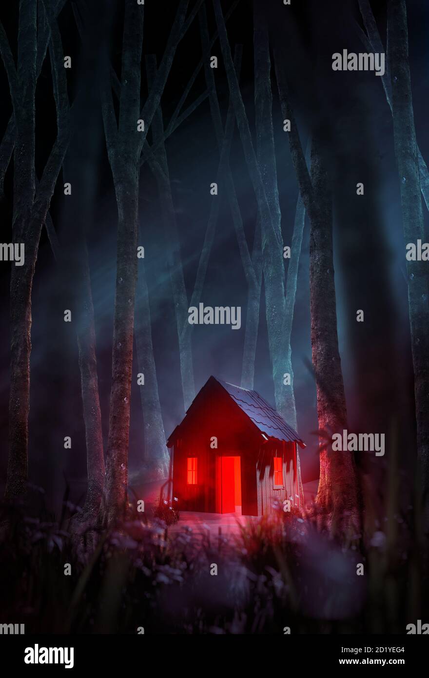 Una cabina creepy nei boschi, con una luce rossa che si illumina attraverso la porta e le finestre in una foresta nebbiosa di notte. Illustrazione 3D Foto Stock