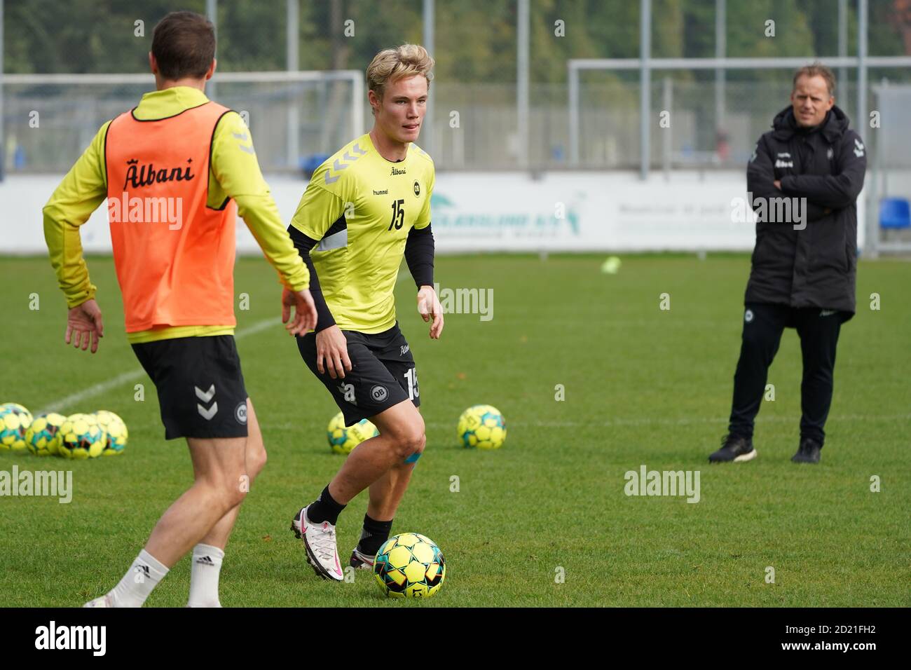 Odense, Danimarca. 06 ottobre 2020. Max Fenger (15) di Odense Boldklub visto durante una sessione di allenamento al campo di allenamento di Odense Boldklub Aadalen ad Odense. (Photo Credit: Gonzales Photo/Alamy Live News Foto Stock