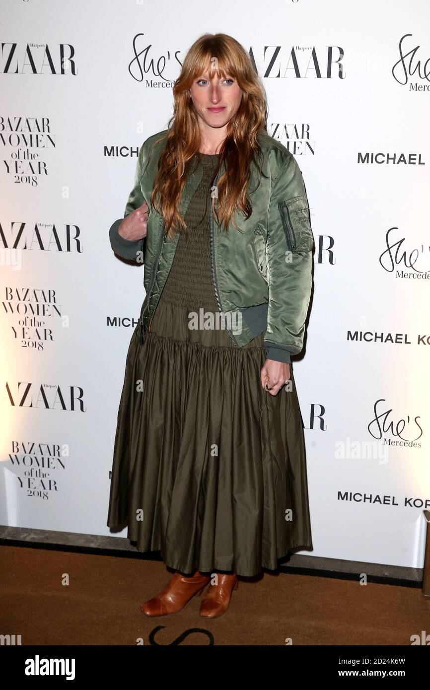 Londra, Regno Unito - 30 ottobre 2018: Molly Goddard ha partecipato ai Harper's Bazaar Women of the Year Awards al Claridge's di Londra, Regno Unito. Foto Stock