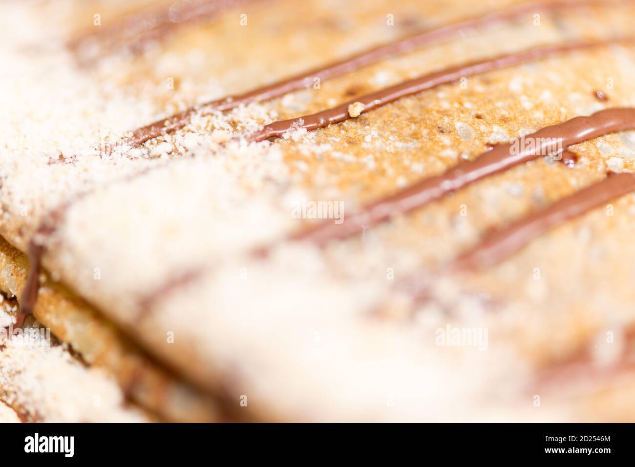 Primo piano di deliziosa pancake con crema e cioccolato Foto Stock
