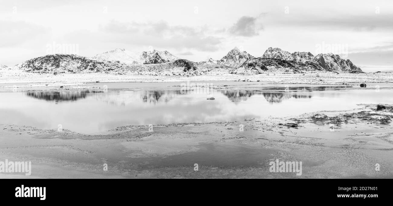 Arcipelago delle Lofoten, Nordland county, Norvegia, a nord del circolo polare artico, Europa Foto Stock